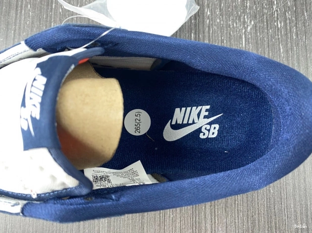 Bmlin Midnight Navy CJ7891-400 1 SB Low Jordan 0709
